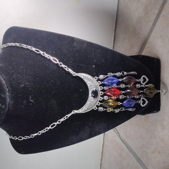 Women's Silver tone Design Colorful Drop beaded Necklace with Matching Earrings - Picture 10 of 10